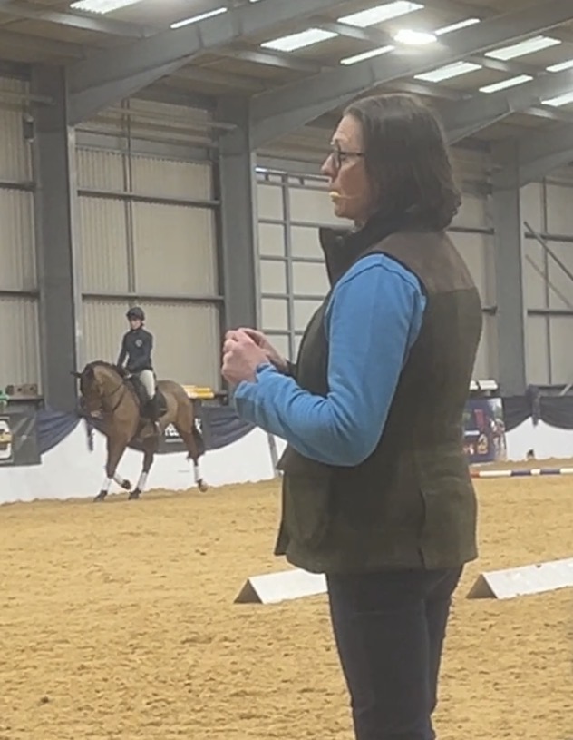 Read more about the article What Elite Event Horses Can Teach Us About Canicross Training